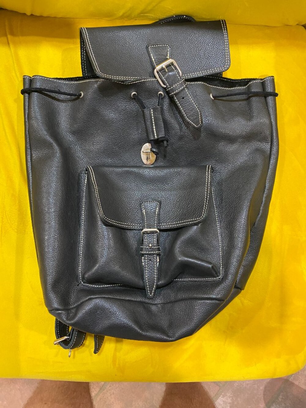 Roots Genuine Leather Black Rucksack Backpack Drawstring Buckle Vintage